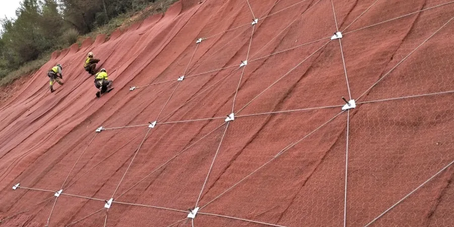 Slope Stability Analysis in Eugene Oregon: Hillside Construction & Landslide Risk